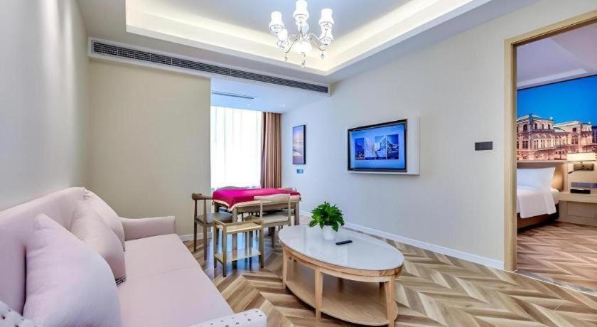 Vienna Hotel Sichuan Hejiang Yangtze River Bridge Luzhou Exterior photo